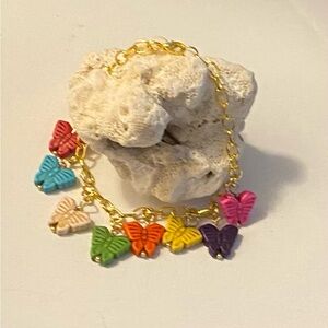 NEW Magnesite buttterfly charm bracelet